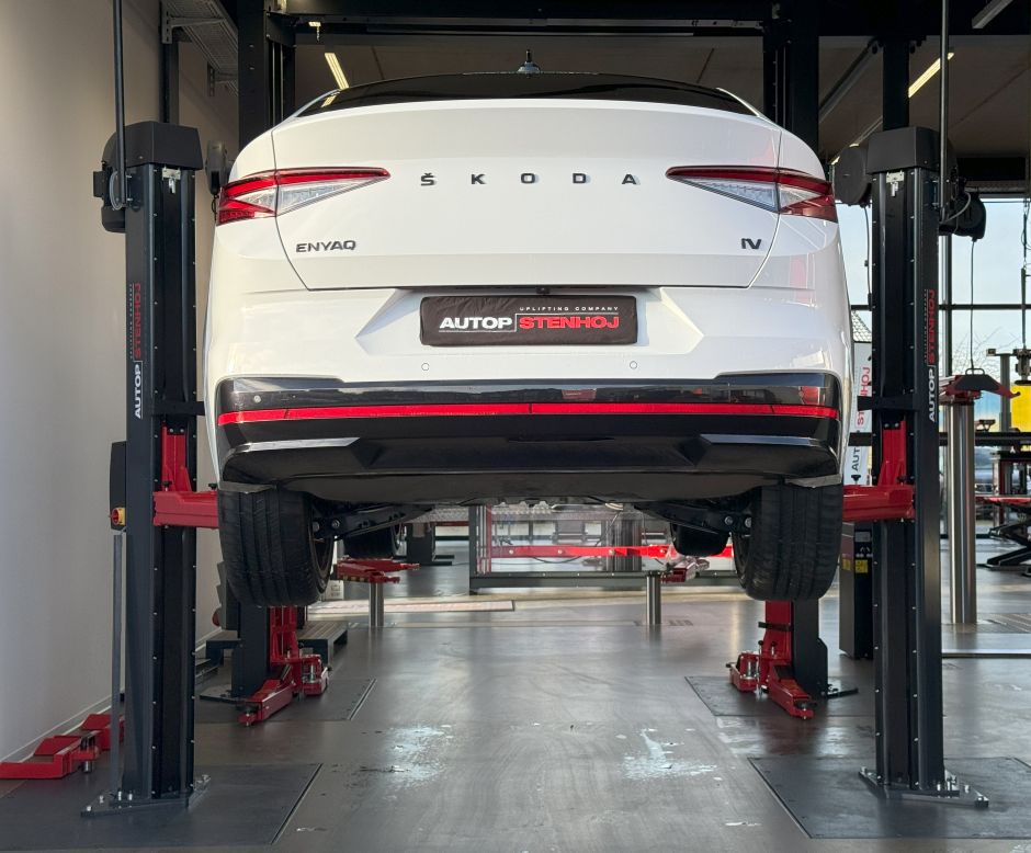 SÄHKÖAUTOT MUUTTAVAT KORJAAMON ARKEA