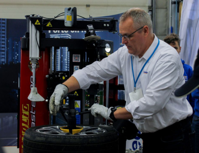 TUTUSTU TUOTEPÄÄLLIKKÖÖMME SEPPO KOSKIVUOREEN